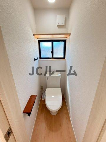 柏崎市松波３丁目のアパートのトイレ