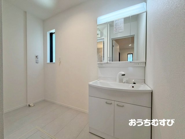 春日井市西本町3丁目216番(全1棟)の独立洗面台