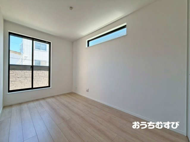 春日井市西本町3丁目216番(全1棟)の洋室