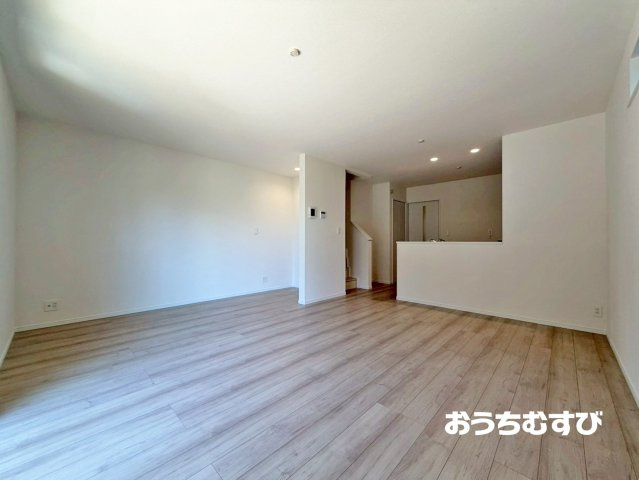 春日井市西本町3丁目216番(全1棟)の設備