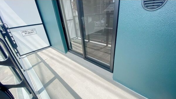 lives residence 太閤通のバルコニー