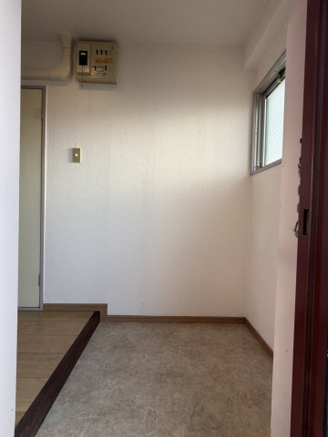 STARIA　名古屋市賃貸　仲介手数料無料の玄関