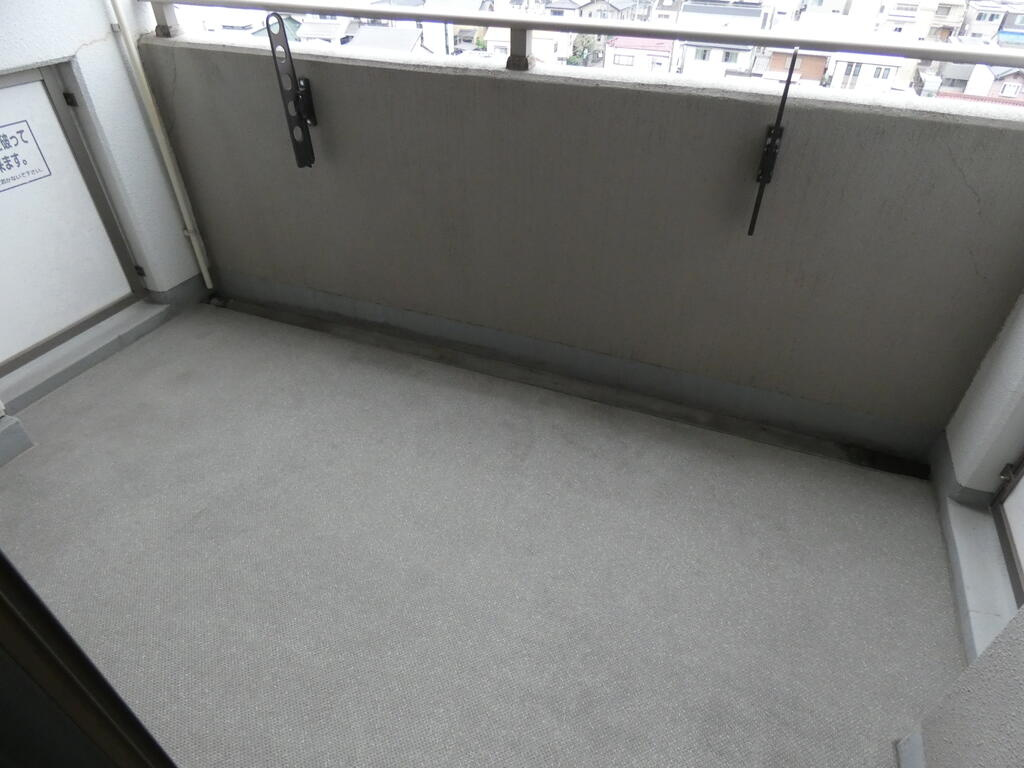 ベレーサ新瑞橋のバルコニー