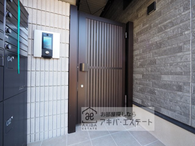 【エントランス】 | IRIS COURT TX六町 
