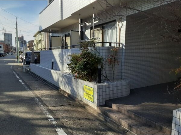 ハウザー高畑の外観