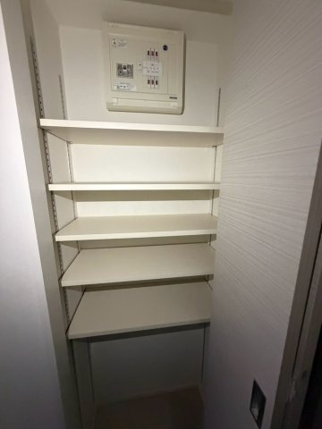 クレストタップ名古屋ウエストの収納
