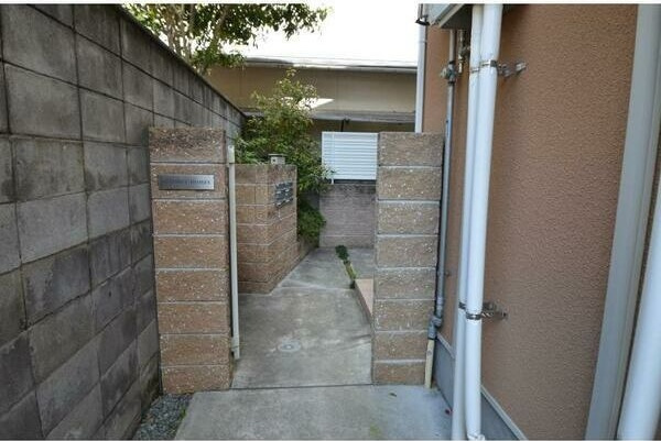 AFFINITY HOMESのエントランス