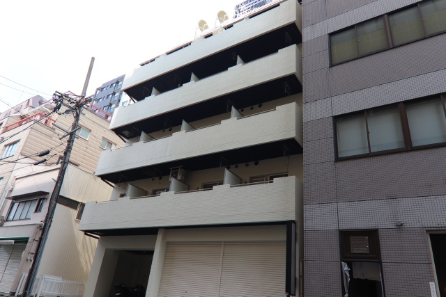 第二戸嶋屋ビルの外観