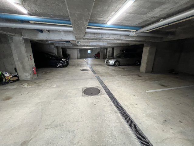 アトリウム前田の駐車場