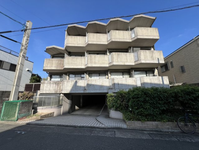 アトリウム前田の外観