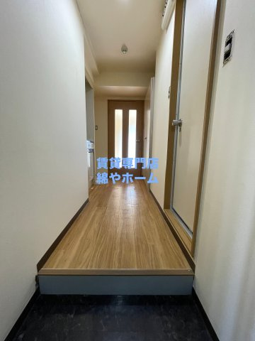 ライズ芦原橋の玄関|ゆったりとした玄関です