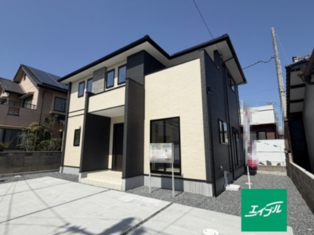 【外観】 | よかタウン倉敷市田ノ上3期 (全1棟) | 並列4台駐車可能です！