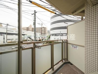 【バルコニー】 | ＫＤＸレジデンス品川シーサイド | 開放的で明るい空間を演出してくれるバルコニーです