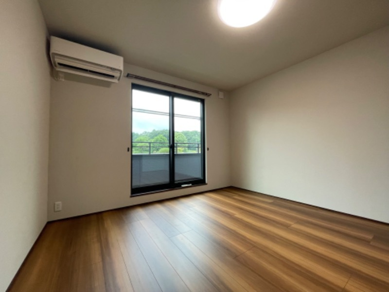 Itsuki　(いつき）の洋室