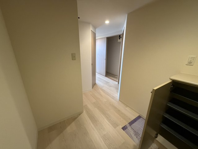 ソーラスフロント富船の玄関