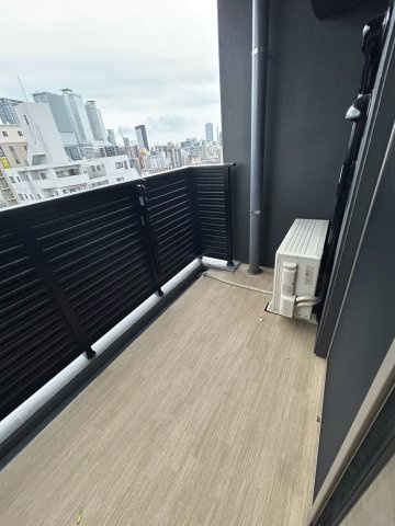 オーパスレジデンス名古屋ステーションのバルコニー
