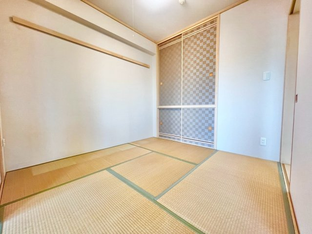 グラン・コート藤が丘の和室|押入収納付きの和室！来客時の居室や子供の遊び場にピッタリです！