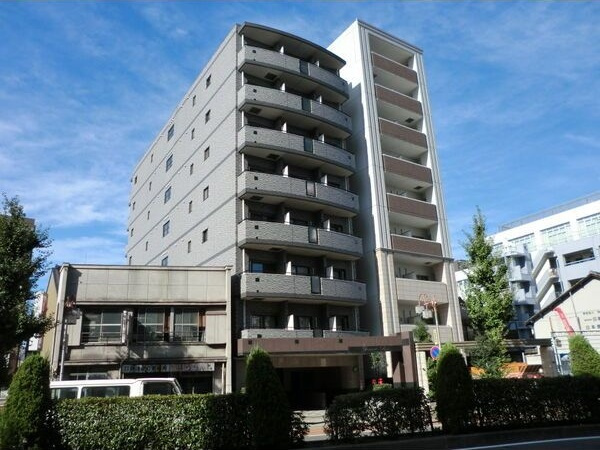 クレセール・サンの外観