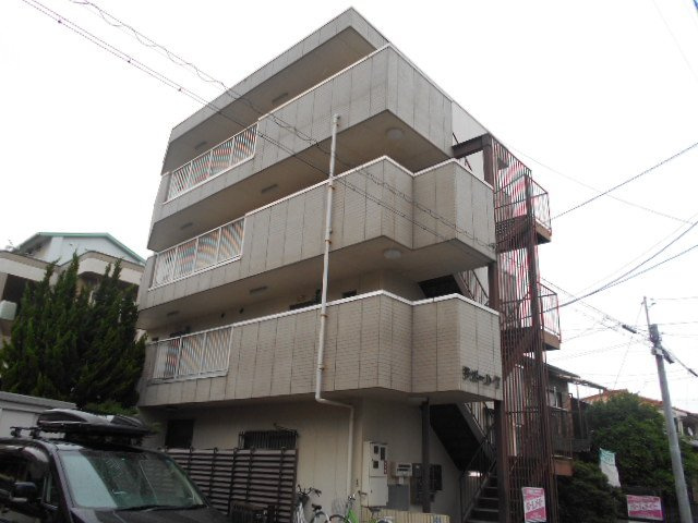 ラポールの外観