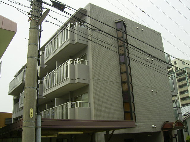 セントラルハイツ滝川の外観