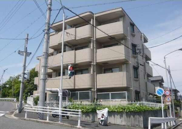 名古屋市昭和区山中町１丁目の賃貸マンションの外観