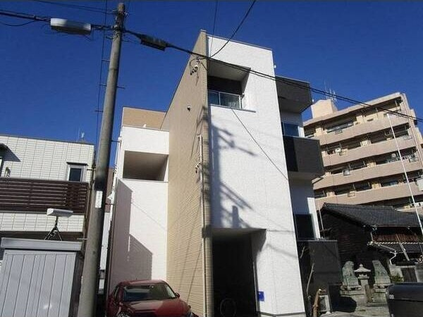 La　Speranza神宮西のエントランス