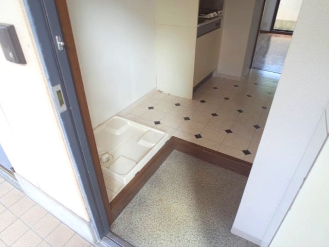 グランツ岡本の玄関