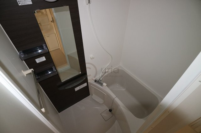 ハビテ本山中町の浴室