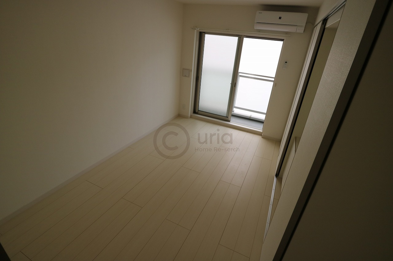 ハビテ本山中町の洋室