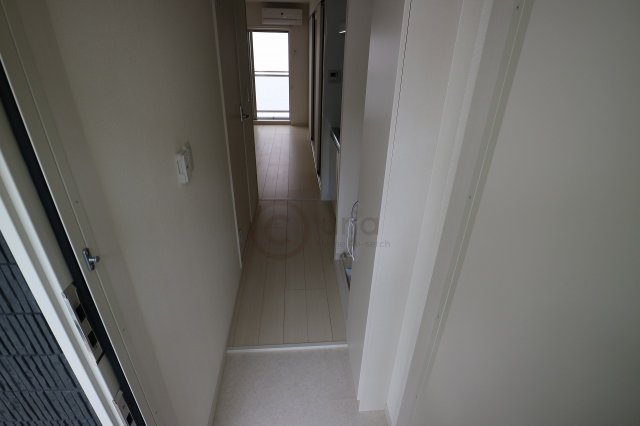 ハビテ本山中町の玄関