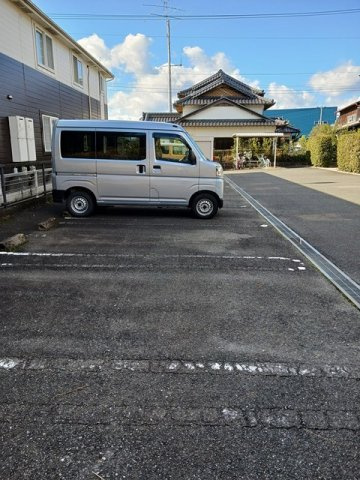 フォレスト金の原Ⅱの駐車場