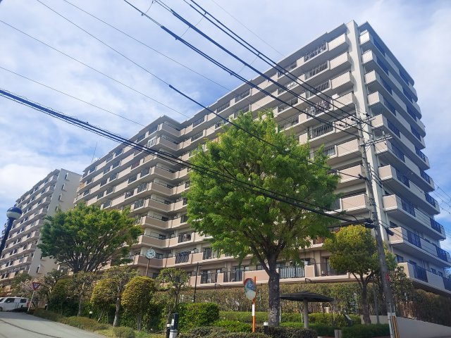 ルネ伊丹ガーデンスクエア