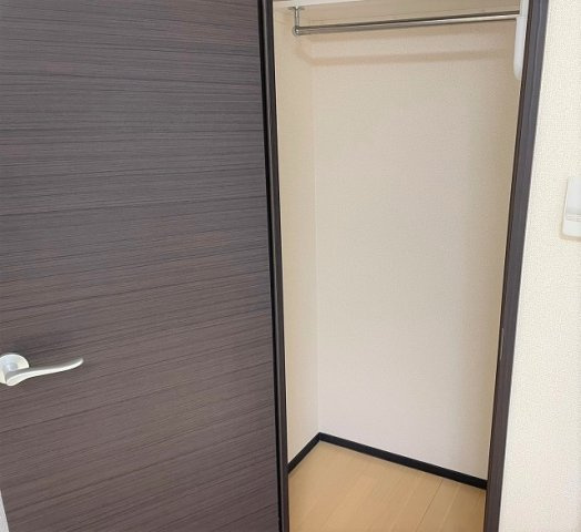 クレイノモアナルア　ドエルの内装