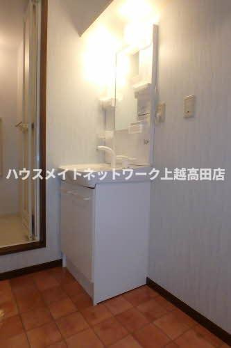 カサベルデの独立洗面台|洗髪洗面化粧台
