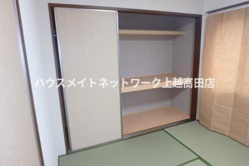 カサベルデの収納|押入れ