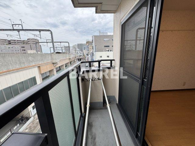 エルフ豊中のバルコニー