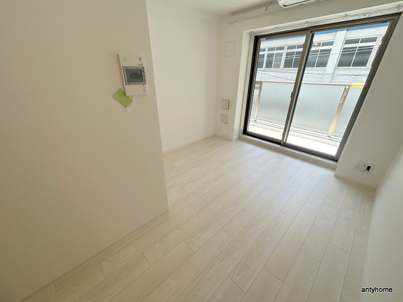 エスリード大阪イーストエッジ　仲介手数料無料の洋室