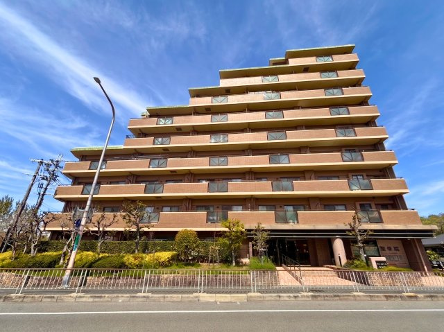 ローレルコート泉ヶ丘