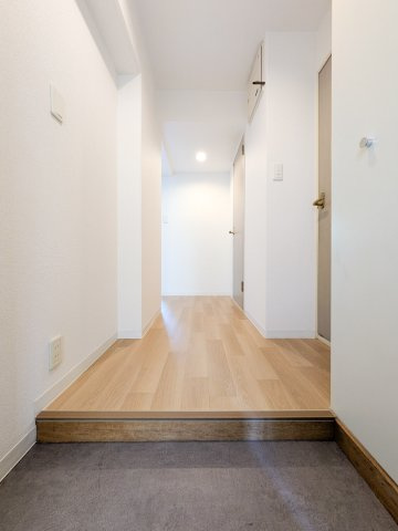 グラーノ芦屋の玄関|シューズBOX付の玄関です