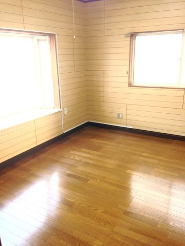鹿児島市城山１丁目のアパートの居間・リビング