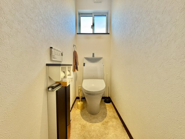 【太陽光パネル付き】笠間市大田町中古戸建のトイレ