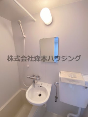 【洗面所】 | 　エクセレント忍ヶ丘 | 洗面所です