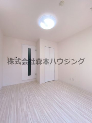 【洋室】 | 　エクセレント忍ヶ丘 | 使い勝手のいい洋室です