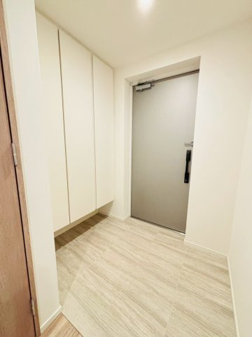 【玄関】