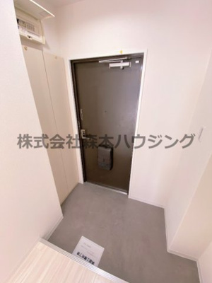 【玄関】 | 　エクセレント忍ヶ丘 | ゆったりとした玄関です
