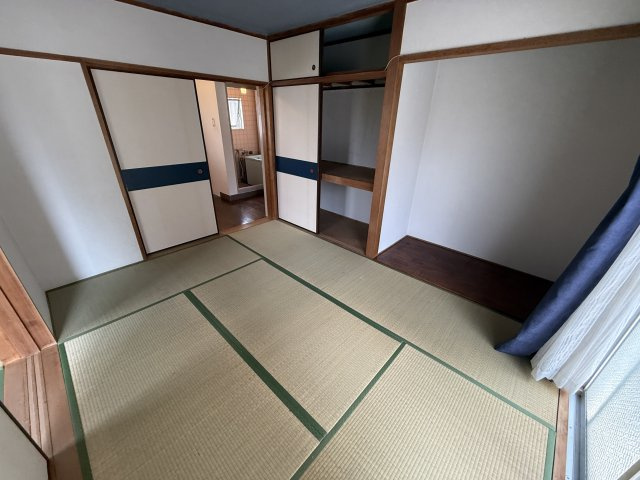 西村マンションの和室