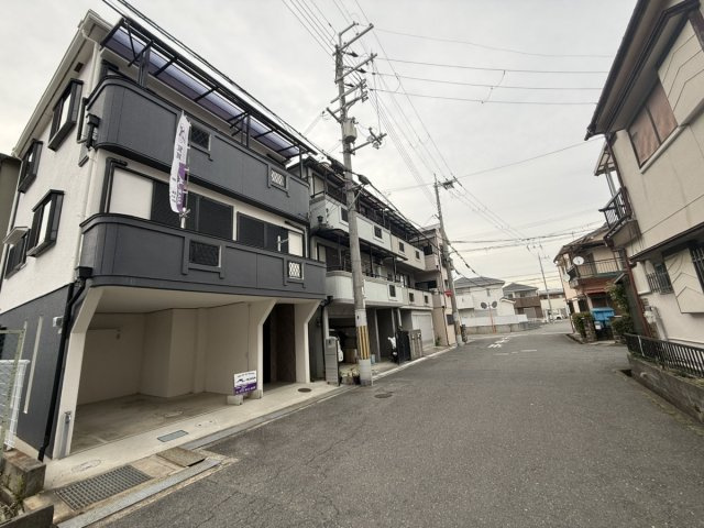 家事楽動線×片づけ場所大容量の５LDKの外観