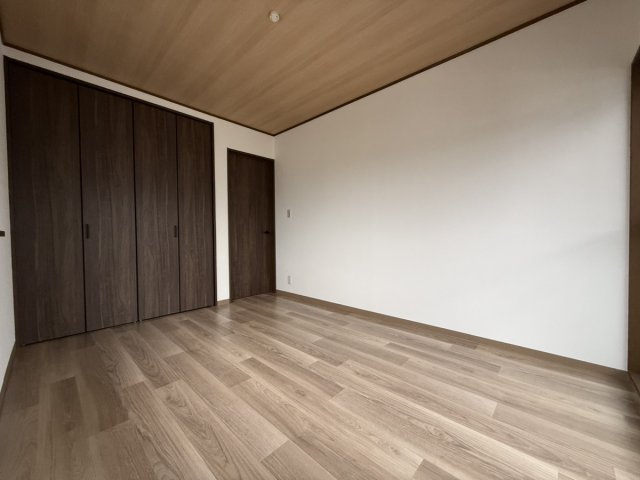 家事楽動線×片づけ場所大容量の５LDKの洋室