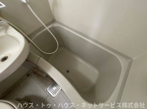 リーブル北小金の浴室