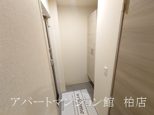 グランディール柏の葉の玄関|同施工会社、同型タイプです